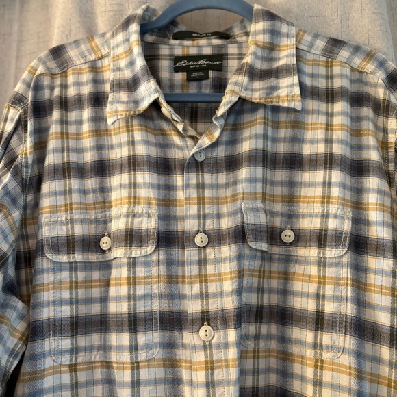 Eddie Bauer Relaxed Fit Plaid Long Sleeve Button Up Shirt Size Large Men’s - Picture 4 of 7